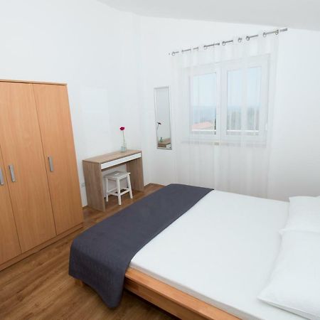 Apartments Liber Локва-Рогозница Экстерьер фото